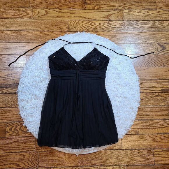 Rampage Women's Black Sequin Pleated Dress - Picture 1 of 3